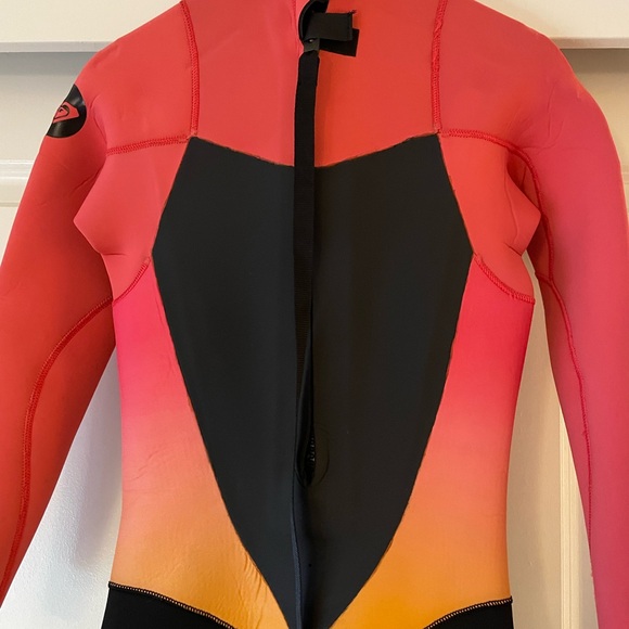 Roxy Womens Wetsuit - Coral and Black - Picture 4 of 7